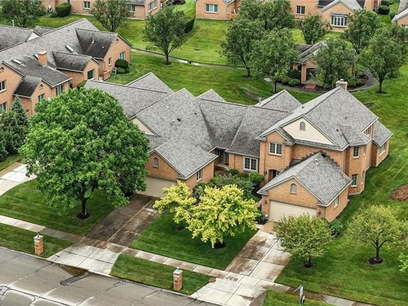 2308 Vienna Parkway, Miami Township, OH 45459 Photo 4