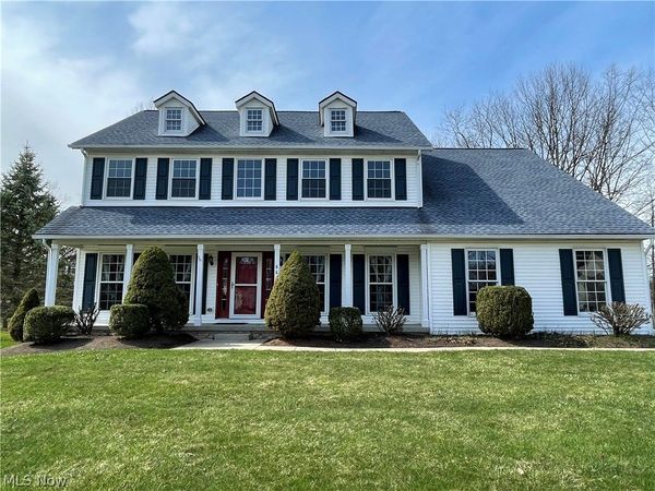 8820 Chaucer Boulevard, Broadview Heights, OH 44147