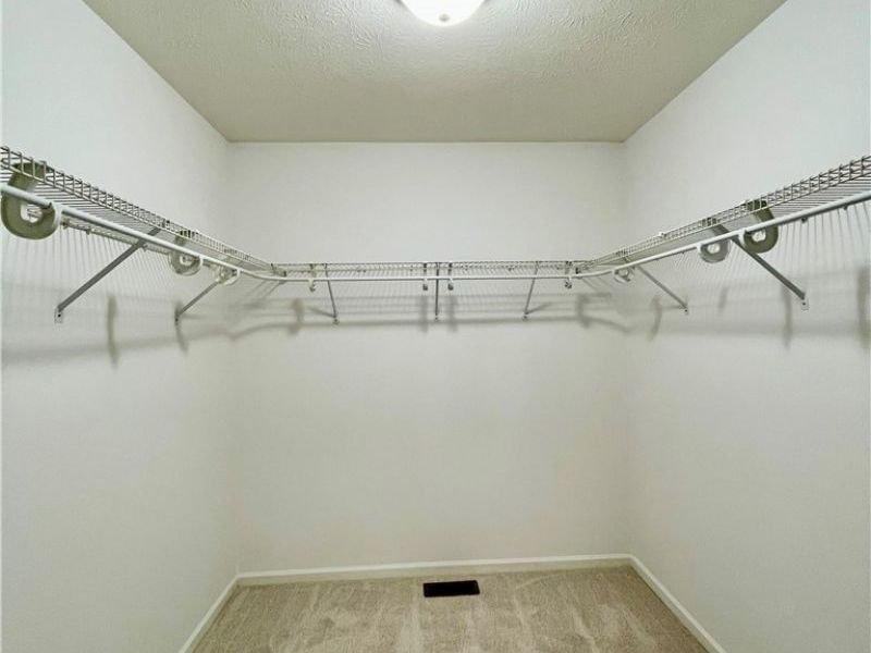 8820 Chaucer Boulevard, Broadview Heights, OH 44147 Photo 18