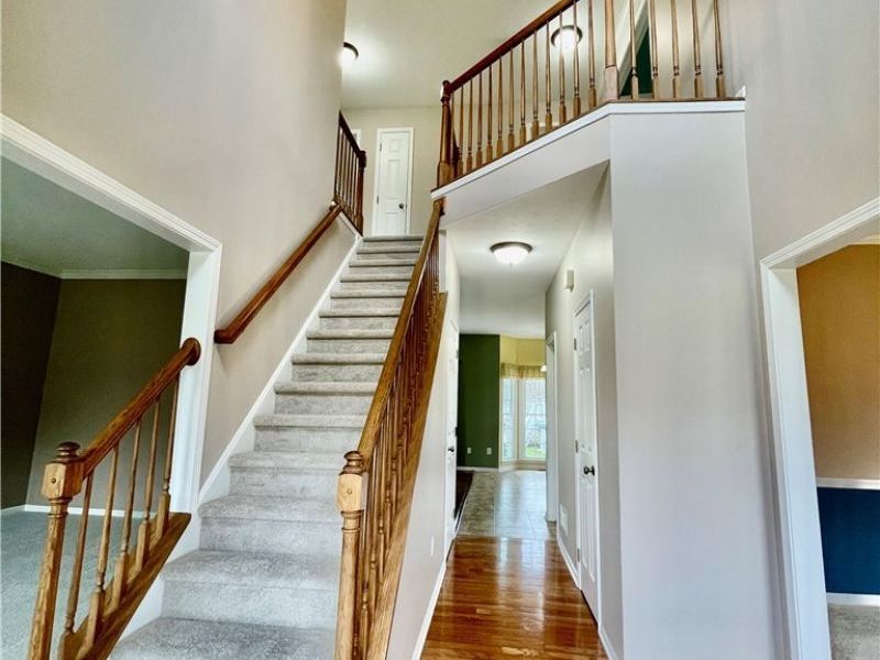 8820 Chaucer Boulevard, Broadview Heights, OH 44147 Photo 2