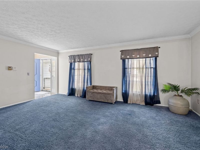 8343 Paddock Court, Mentor, OH 44060 Photo 6