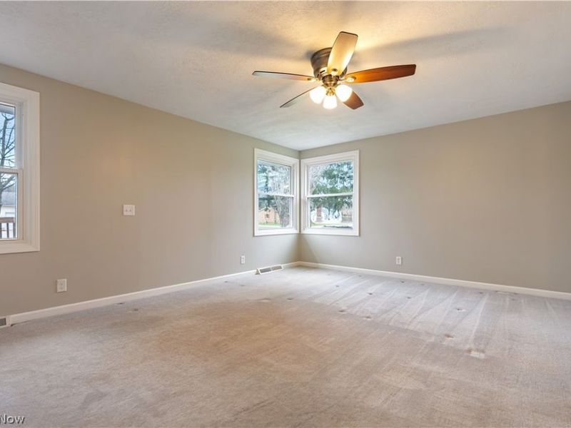 7825 Oakdale Street NW, Massillon, OH 44646 Photo 12