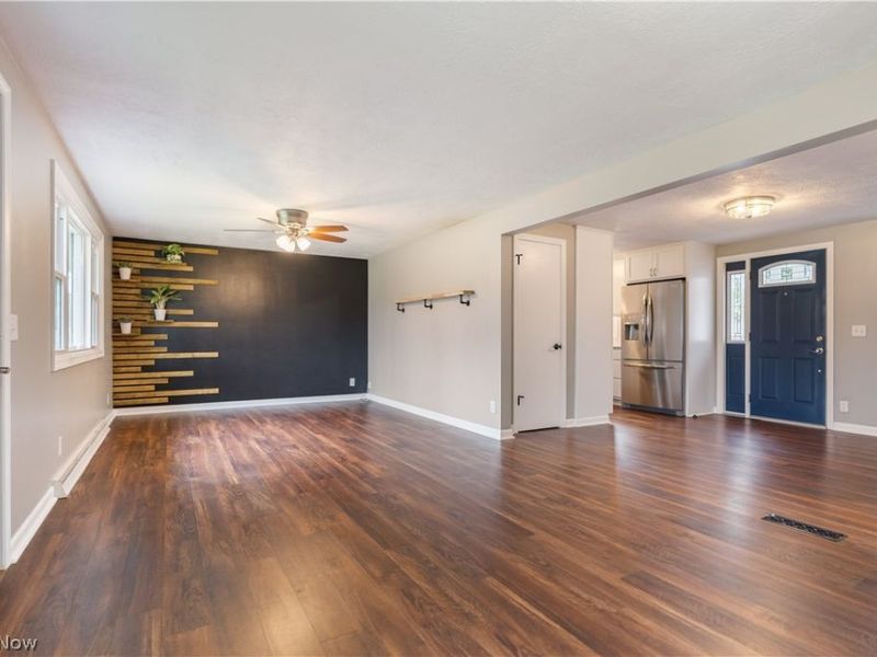 7825 Oakdale Street NW, Massillon, OH 44646 Photo 2