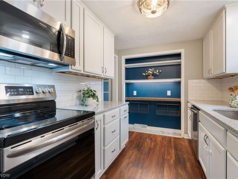 7825 Oakdale Street NW, Massillon, OH 44646 Photo 6