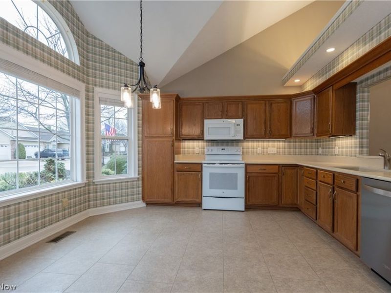 4902 Foote Road, Unit 14, Medina, OH 44256 Photo 3