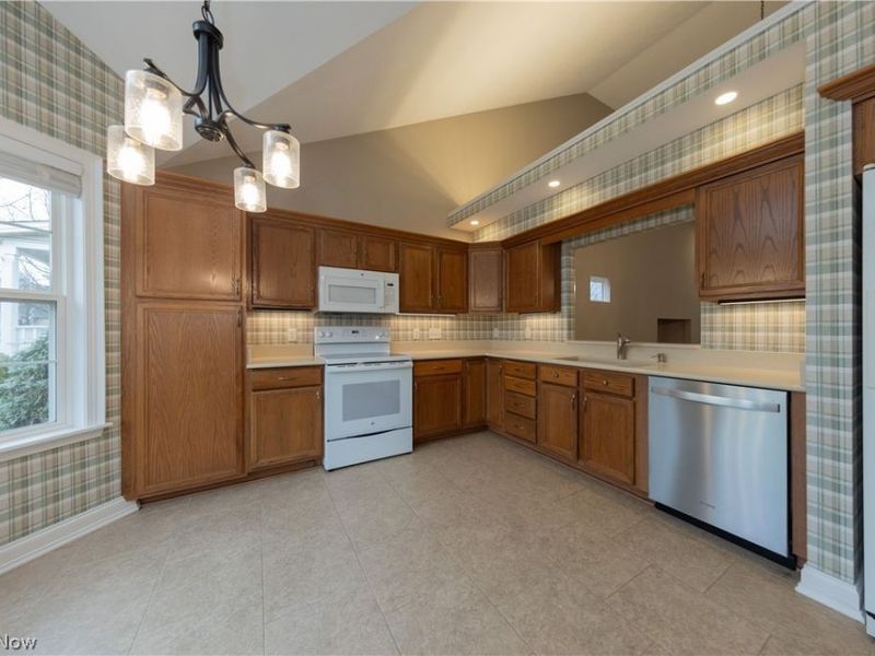 4902 Foote Road, Unit 14, Medina, OH 44256 Photo 4