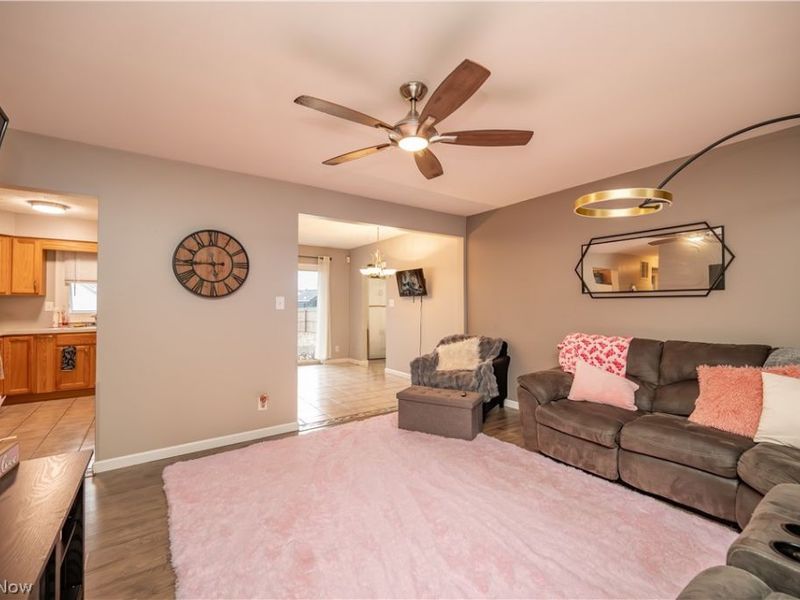 151 N Yorkshire Boulevard, Austintown, OH 44515 Photo 12