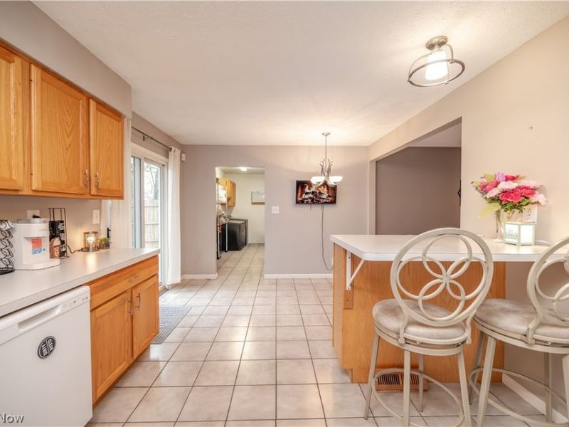 151 N Yorkshire Boulevard, Austintown, OH 44515 Photo 15