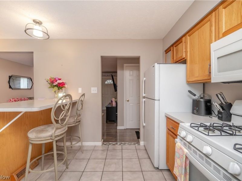 151 N Yorkshire Boulevard, Austintown, OH 44515 Photo 18