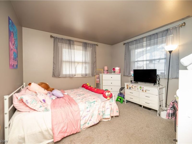 151 N Yorkshire Boulevard, Austintown, OH 44515 Photo 21