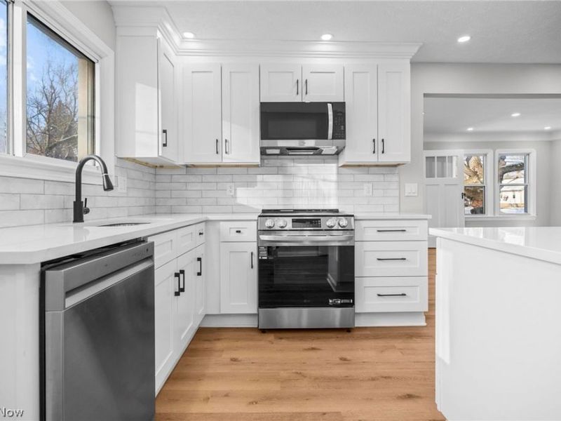 3639 Hillward Drive, Willoughby, OH 44094 Photo 6