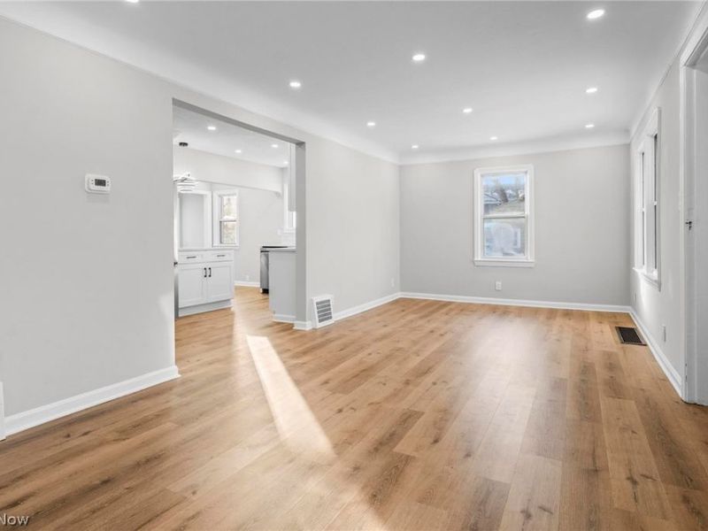 3639 Hillward Drive, Willoughby, OH 44094 Photo 8