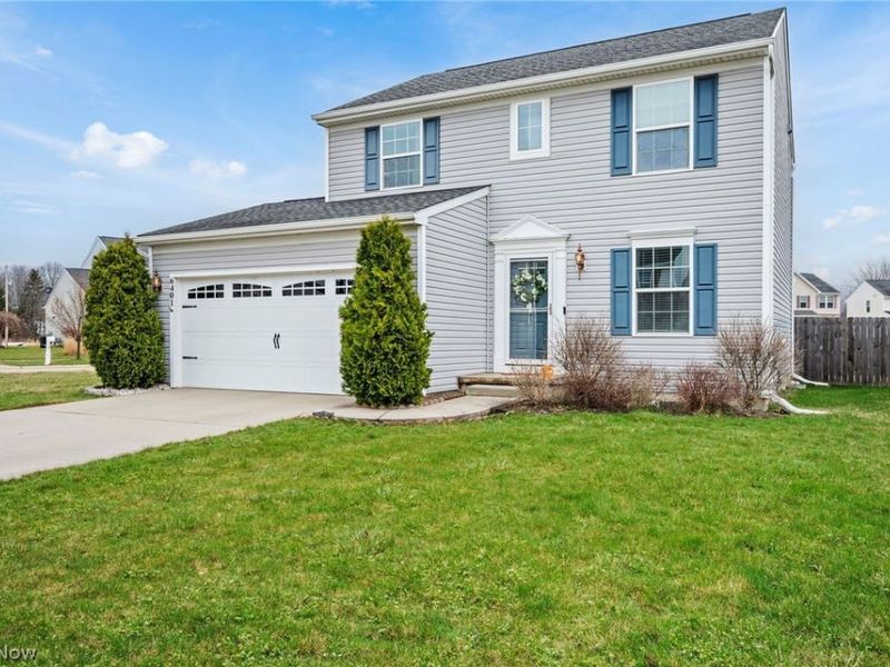 6401 Fawn Lane, North Ridgeville, OH 44039 Photo 2