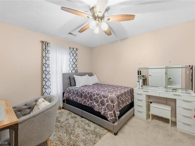 6401 Fawn Lane, North Ridgeville, OH 44039 Photo 23