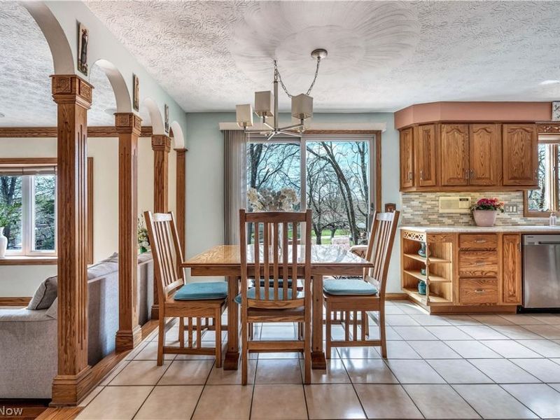 3680 Timber Lake Street NW, Uniontown, OH 44685 Photo 14