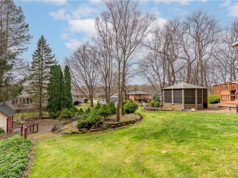 3680 Timber Lake Street NW, Uniontown, OH 44685 Photo 32