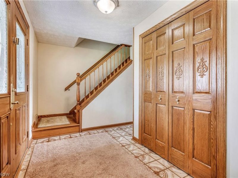 3680 Timber Lake Street NW, Uniontown, OH 44685 Photo 4