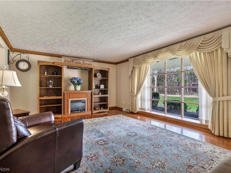 3680 Timber Lake Street NW, Uniontown, OH 44685 Photo 5