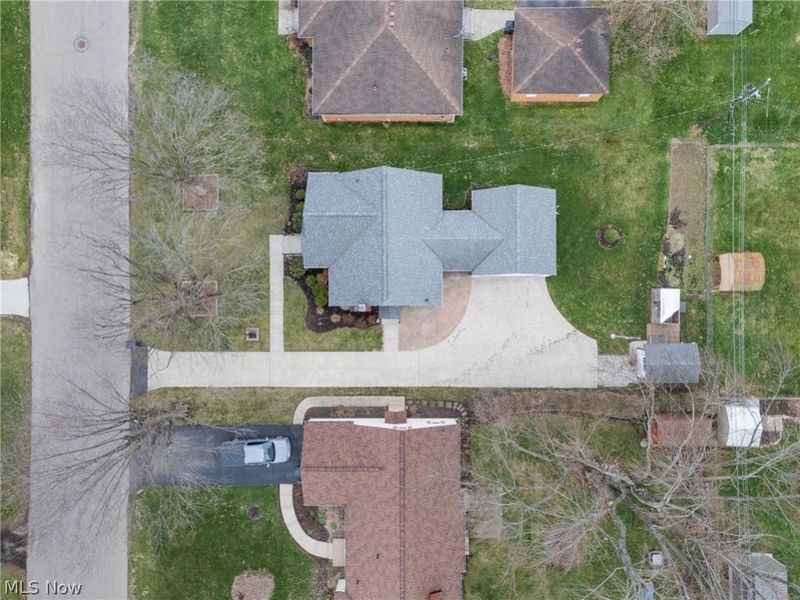 2883 Sharonwood Avenue NW, Canton, OH 44708 Photo 40