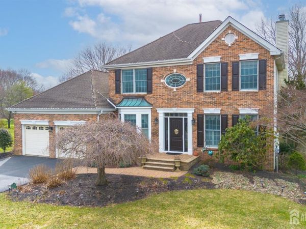 3 Milburne Lane , Trenton, NJ 08691