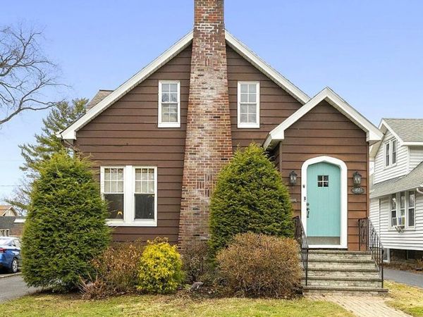 1457 Baker Avenue, Niskayuna, NY 12309