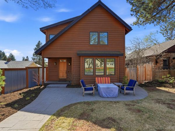 1365 NW Jacksonville Avenue, Bend, OR 97703