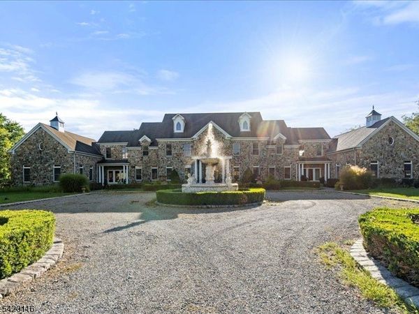 406 Caruso Ct, Branchburg, NJ 08853