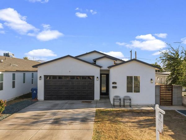 209 E KINDERMAN Drive, Avondale, AZ 85323