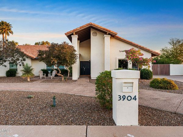 3904 E AHWATUKEE Drive, Phoenix, AZ 85044