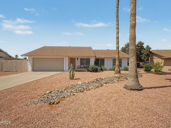 18250 N 39th Avenue, Glendale, AZ 85308