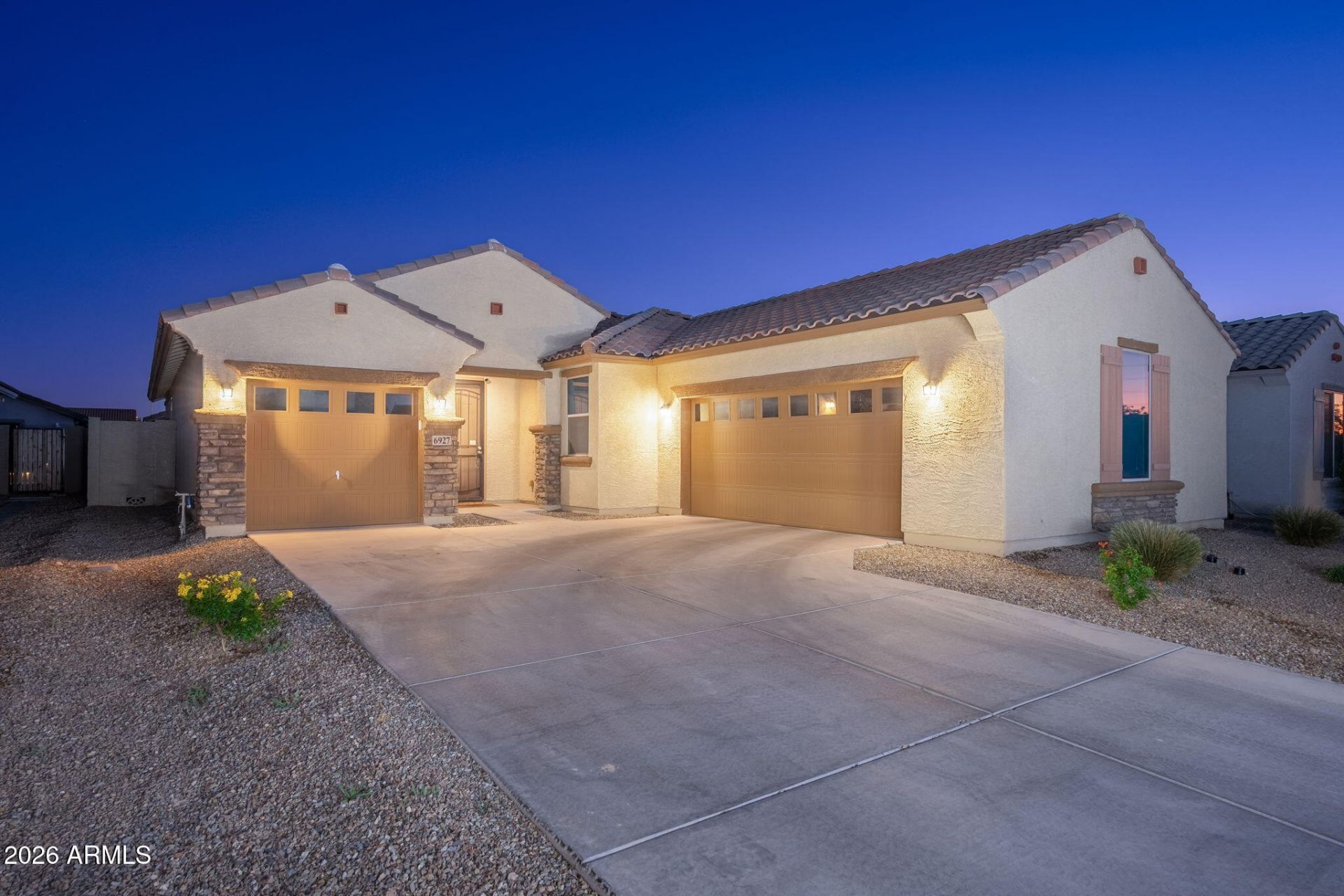 6927 W Puget Avenue, Peoria, AZ 85345 Main Photo