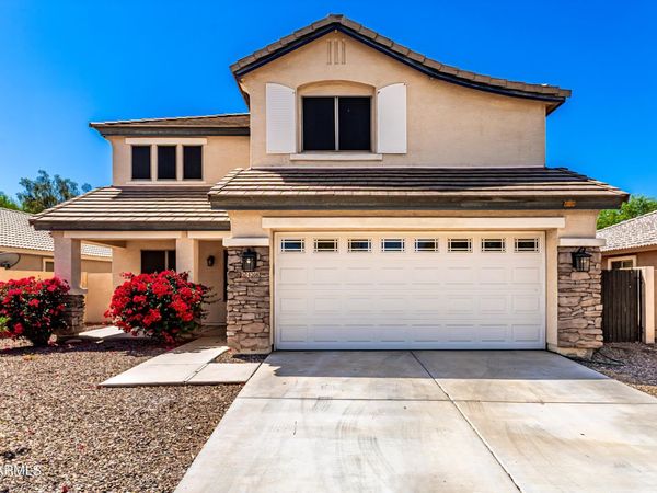 4208 S SAWMILL Road, Gilbert, AZ 85297