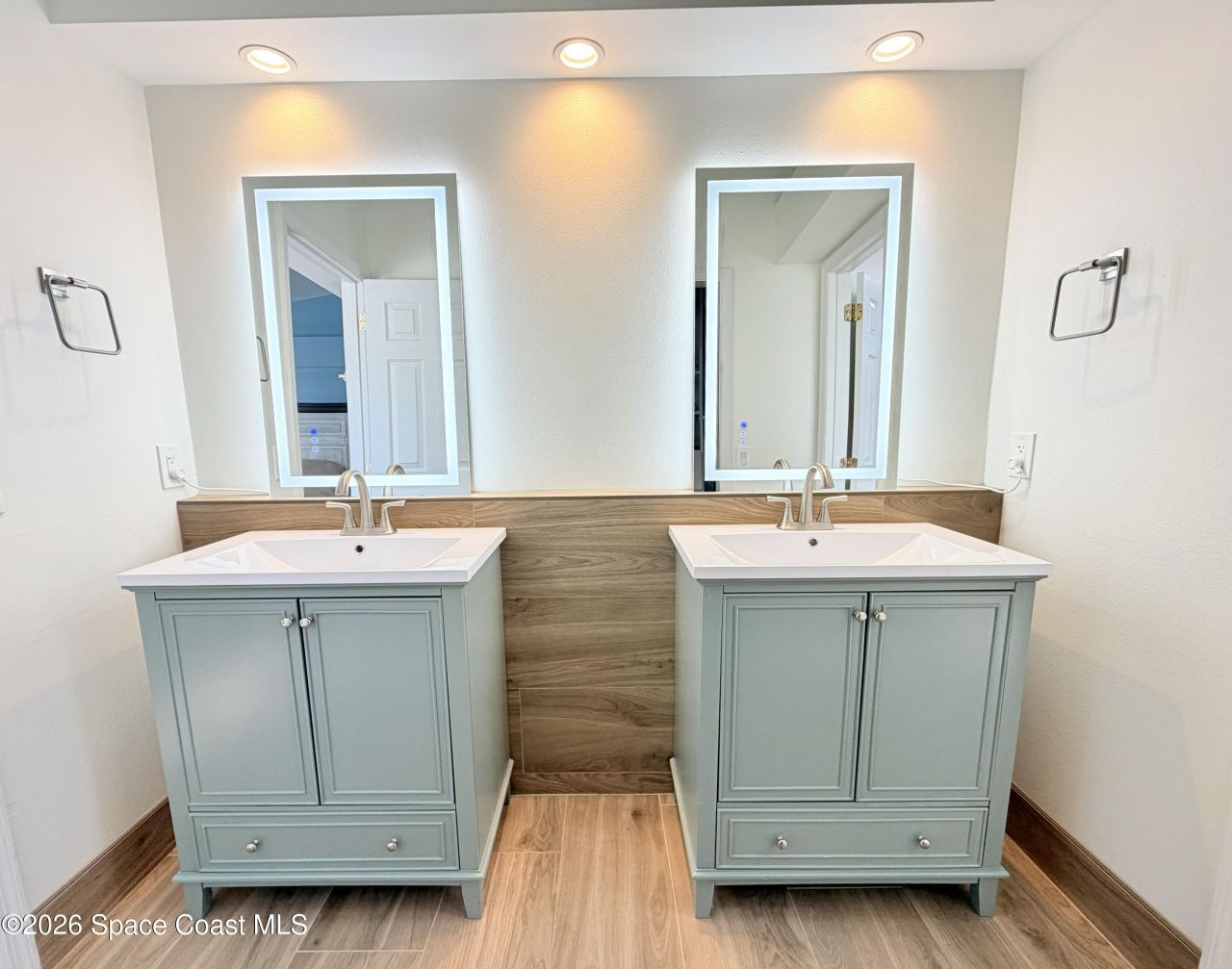 107 Windward Way, Indian Harbor Beach, FL 32937 Photo