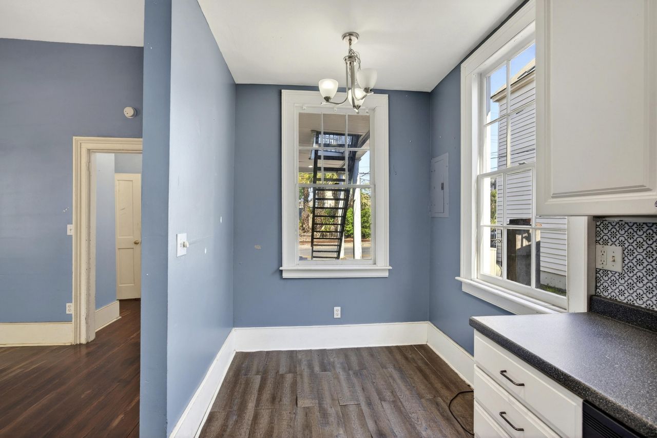 69 Washington Street Photo 11