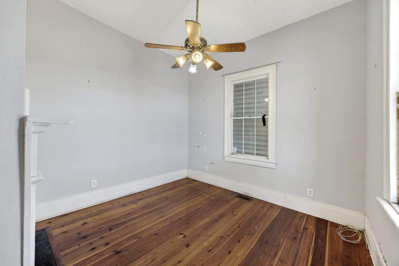 69 Washington Street Photo 16