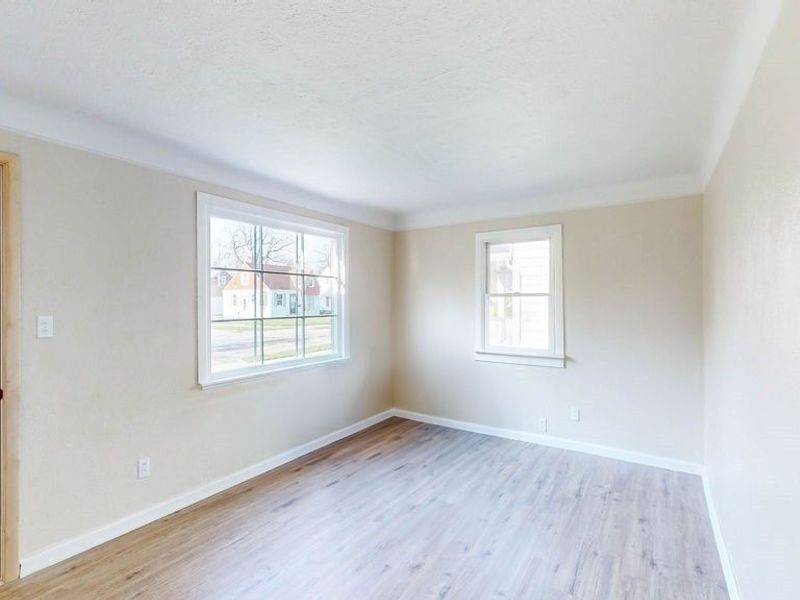 14732 Grapeland Avenue, Cleveland, OH 44111 Photo 5