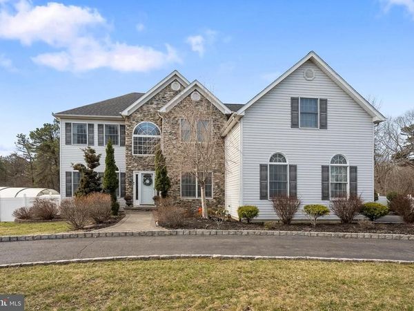 9 REDWOOD , MONROE TOWNSHIP, NJ 08831