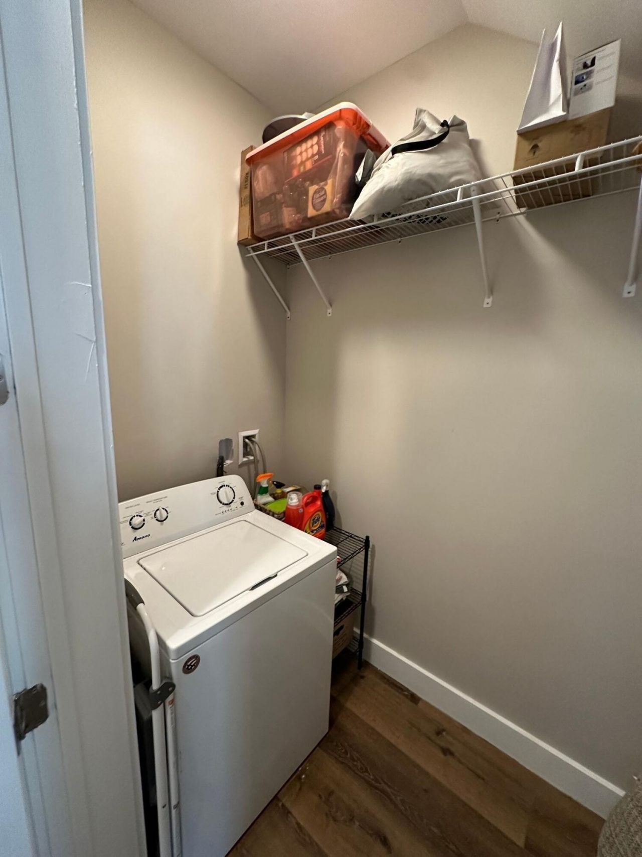 1909 Washington Street Photo 5