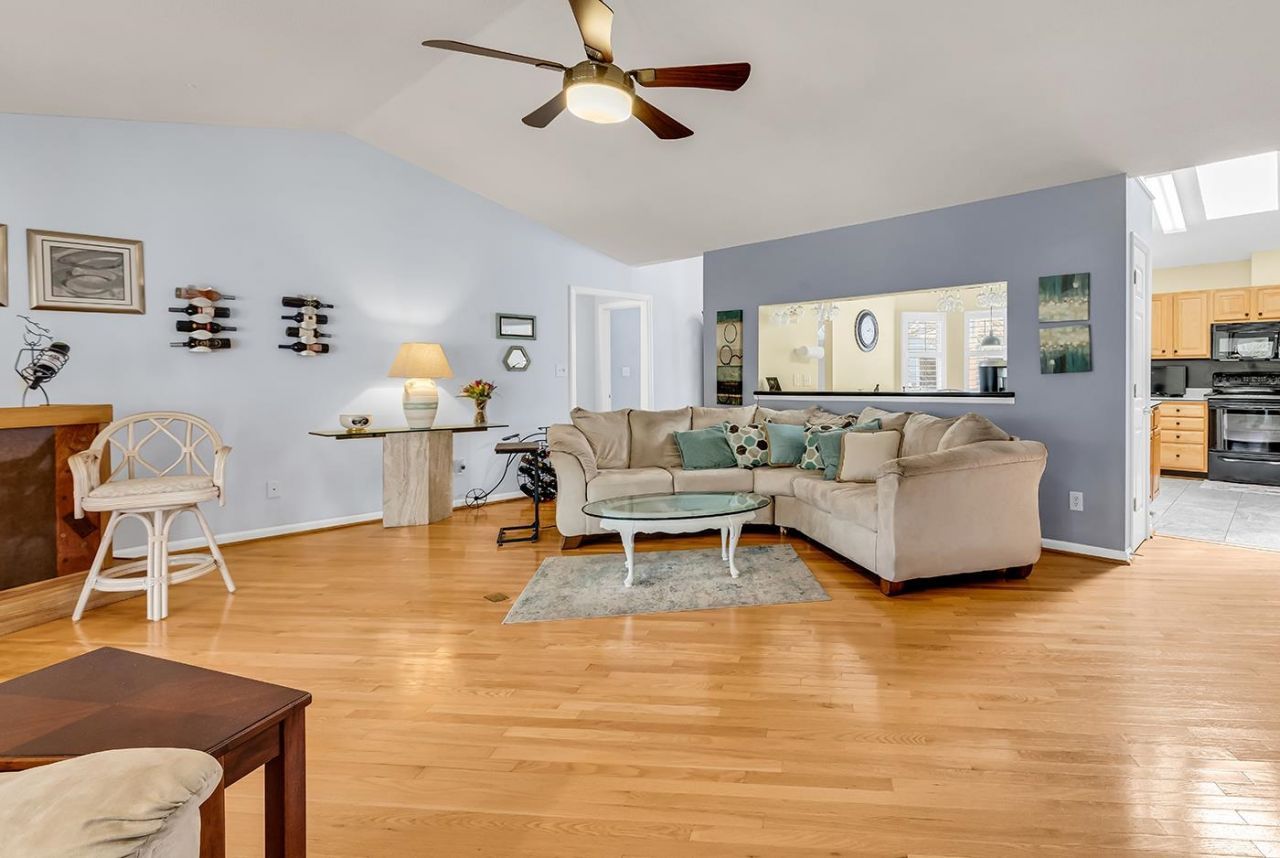 2214 Dykman Circle Photo 11