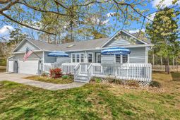 2214 Dykman Circle photo 4