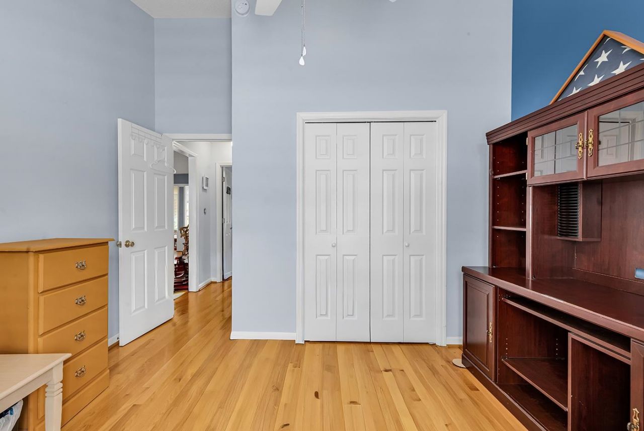 2214 Dykman Circle Photo 35