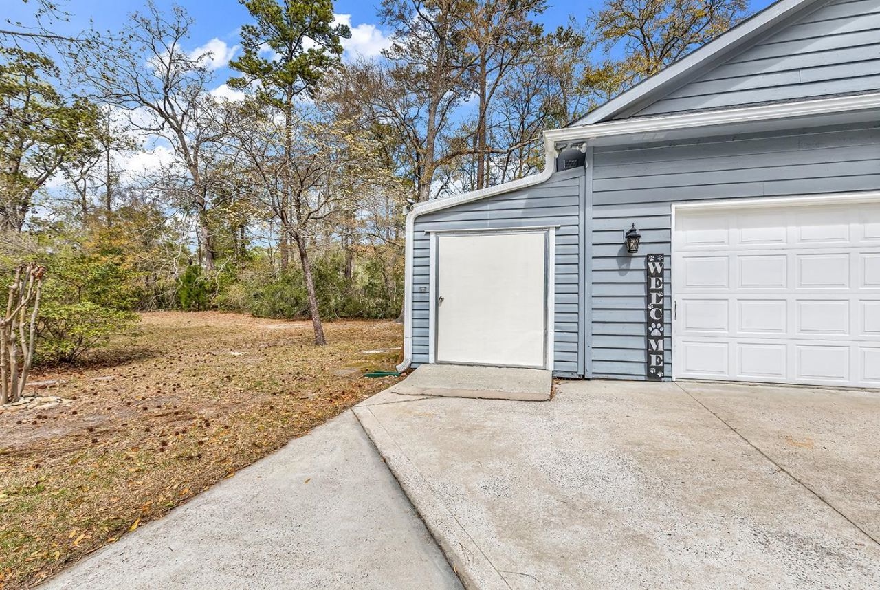 2214 Dykman Circle Photo 36