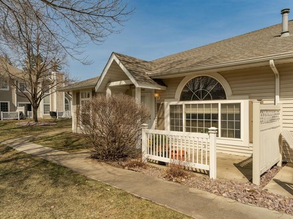 1988 Waterford Place SW, Rochester, MN 55902