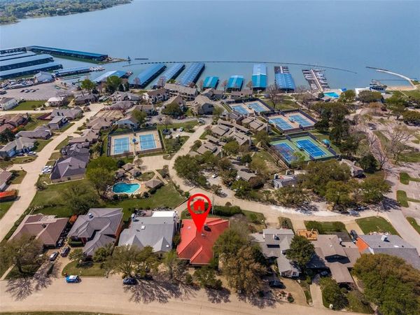 407 Yacht Club Drive , Rockwall, TX 75032