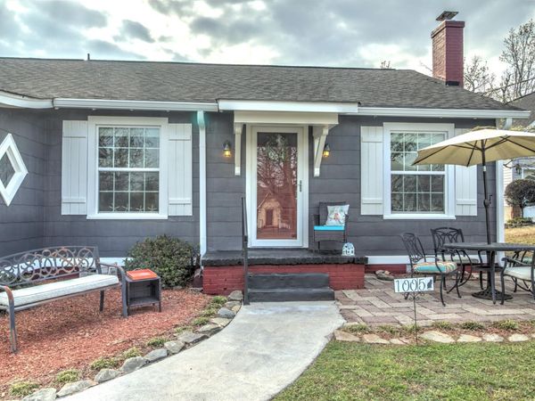 1005 S Crest Road, Rossville, GA 30741