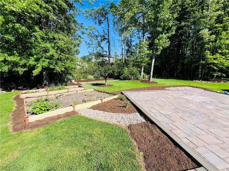 675 Bridle Court, Geneva, OH 44041 Photo 9