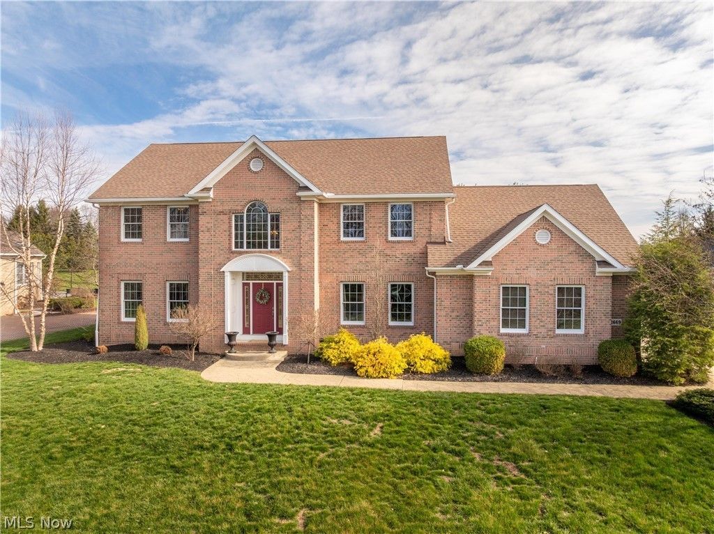 2669 Carrington Street Nw, North Canton, OH 44720 Main Photo