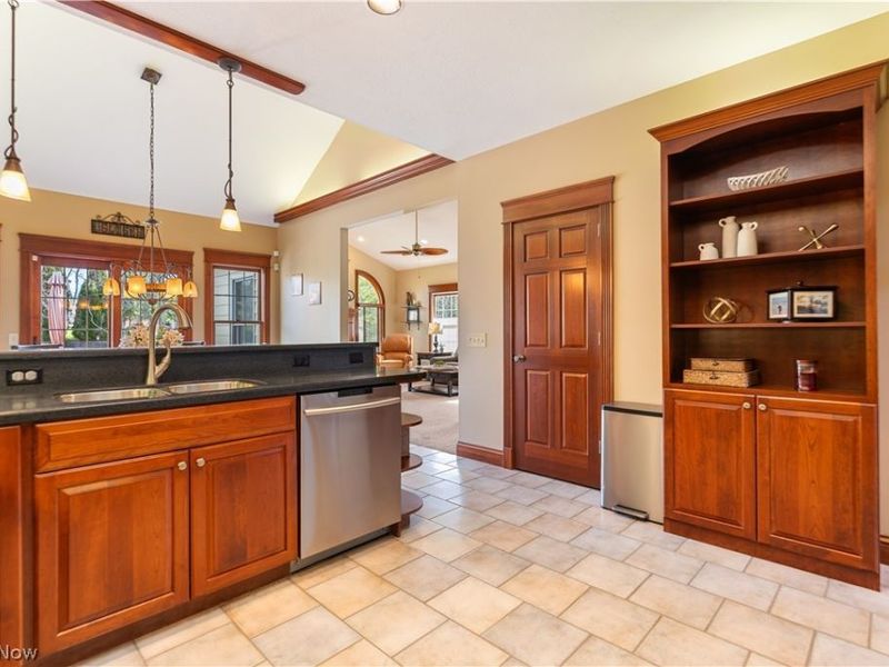 2669 Carrington Street NW, North Canton, OH 44720 Photo 16