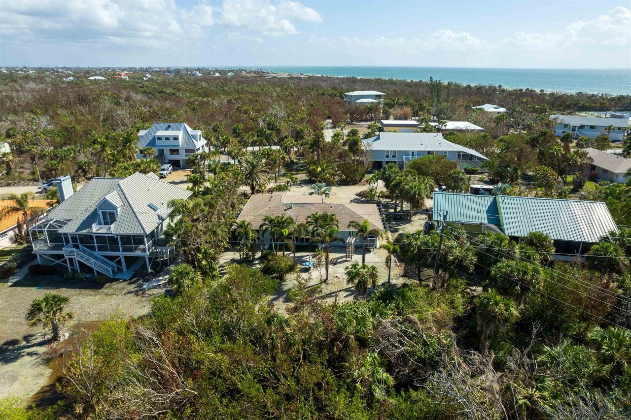 240 Southwinds Dr, Sanibel, FL 33957 Photo