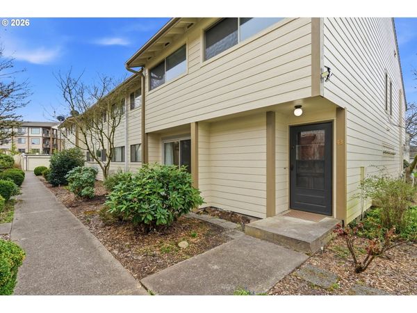 1100 N MERIDIAN ST, Unit 43, Newberg, OR 97132